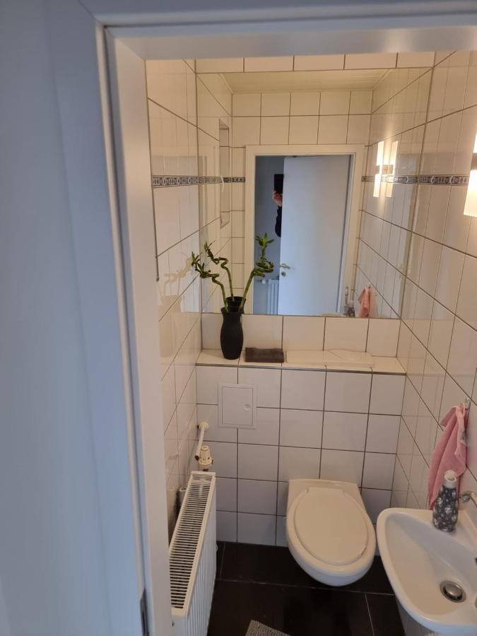 Gaestehaus-Ferienwohnung-Appartement Mit Terrasse - Naehe Kliniken/ Herzzentrum Bad Oeynhausen Esterno foto